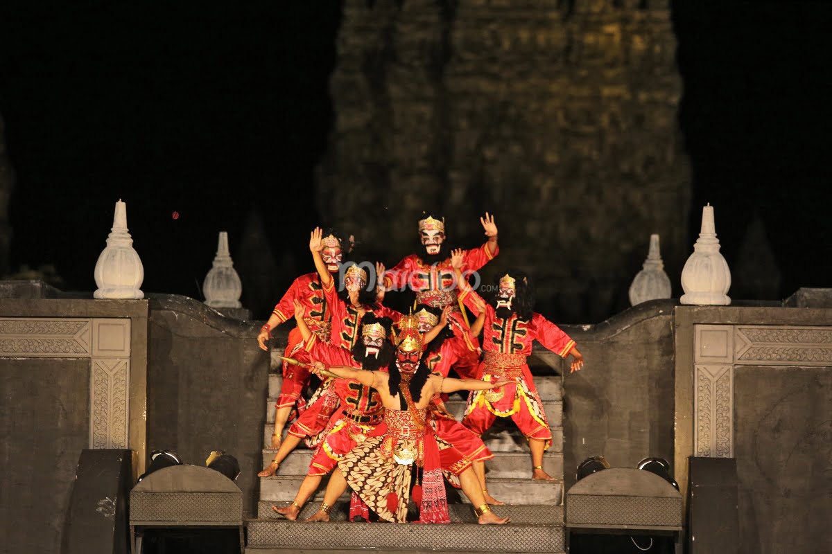 Ravana and his followers performing energetically in the Ramayana Ballet at Prambanan.